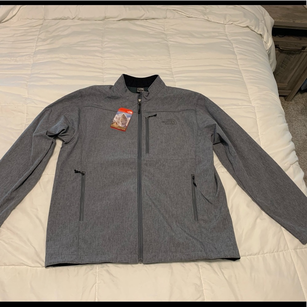 NWT MENS NORTH FACE JACKET